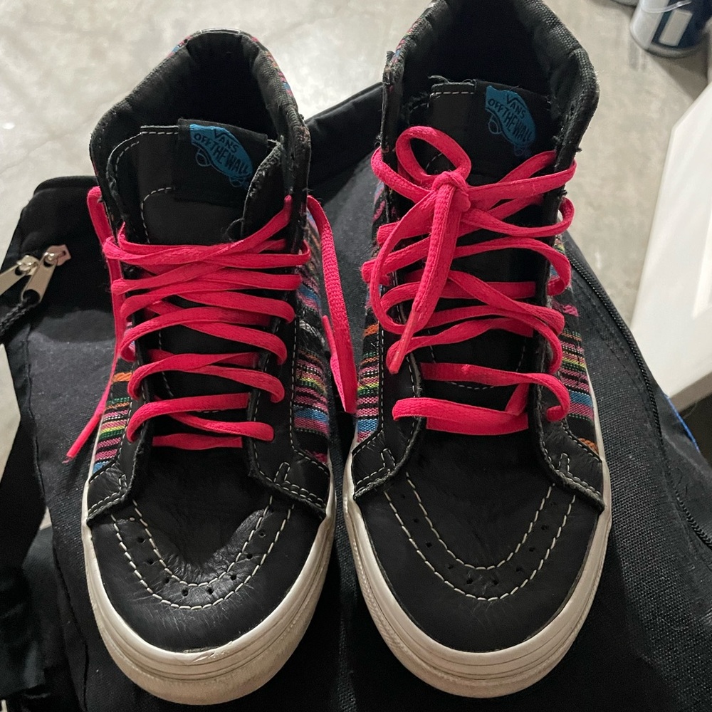 Vans stripes